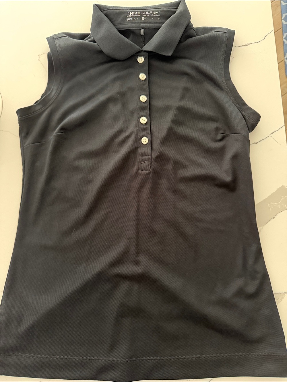 Nike Women’s Black Sleeveless Golf Polo Top